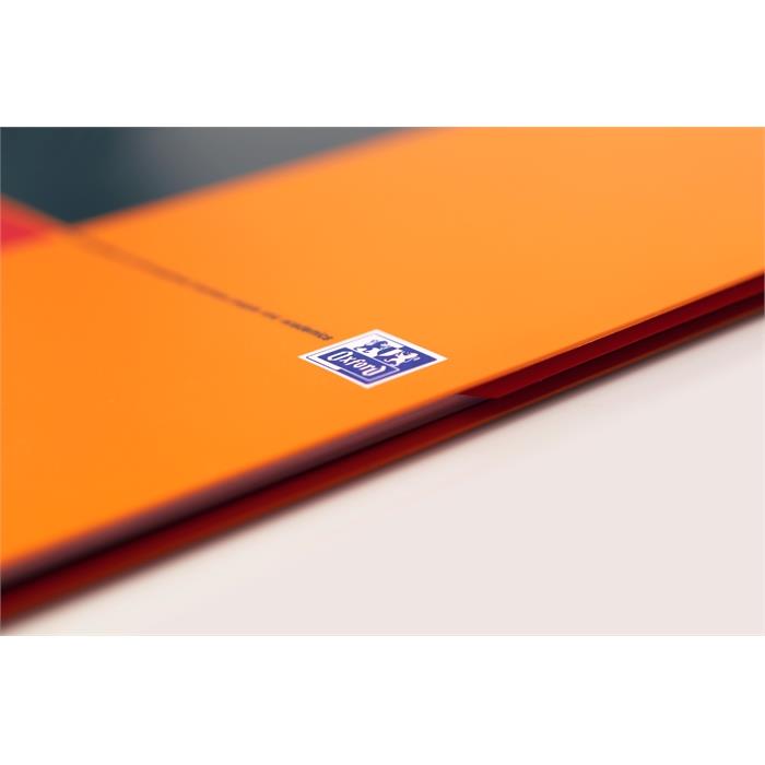 Image de OXFORD International activebook A4+ ligné 4 trous 80 fls 80g souple plastique couverture orange